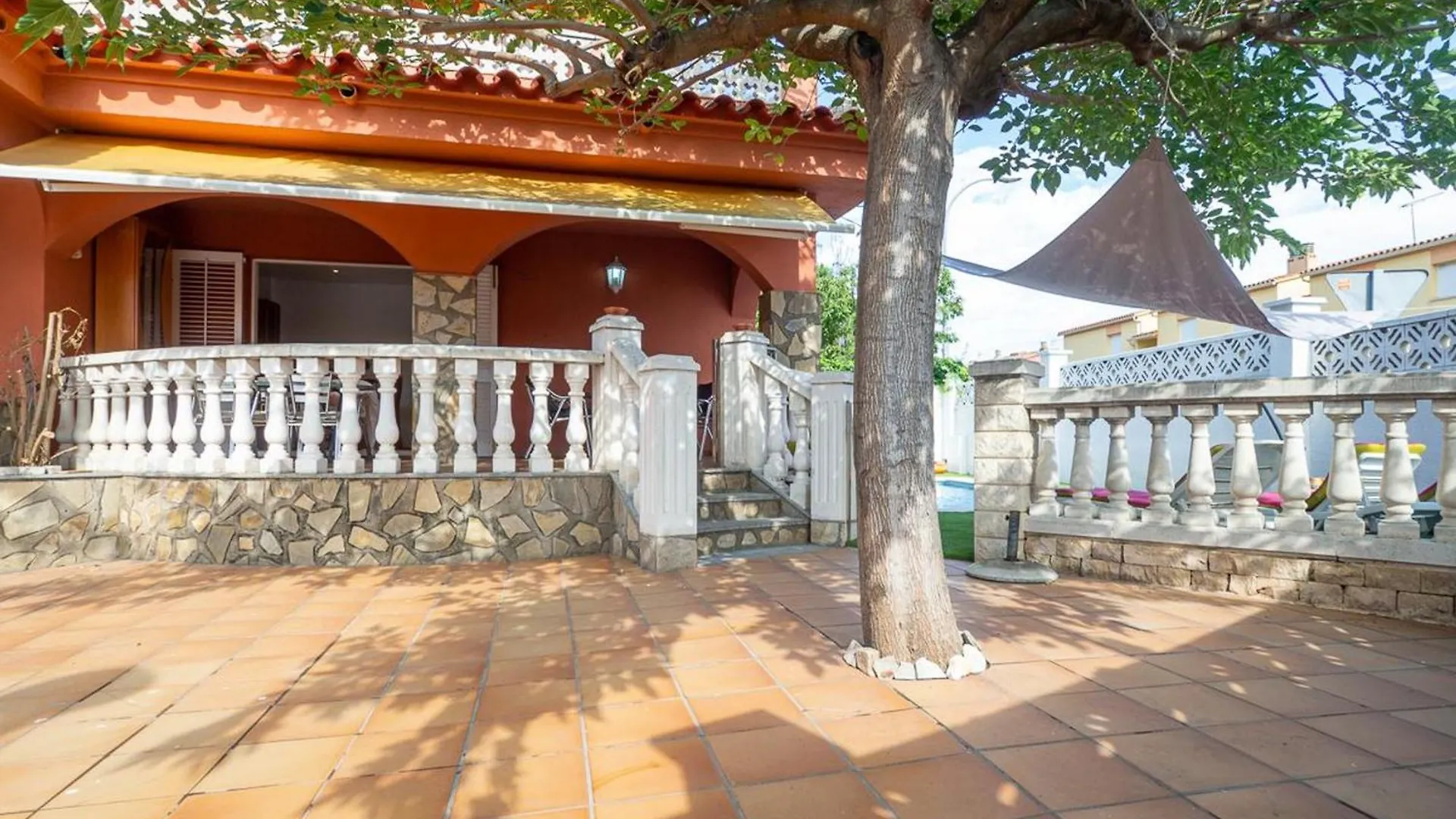 Casa Familiar Con Piscina Privada, A/C, Wifi Y Cerca De Playa Y Comercios - Es-325-21 Torroella De Montgri Spain