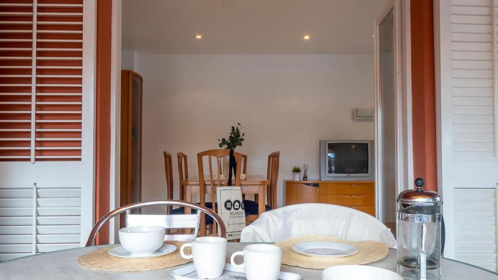 Casa Familiar Con Piscina Privada, A/C, Wifi Y Cerca De Playa Y Comercios - Es-325-21 Torroella De Montgri Spain