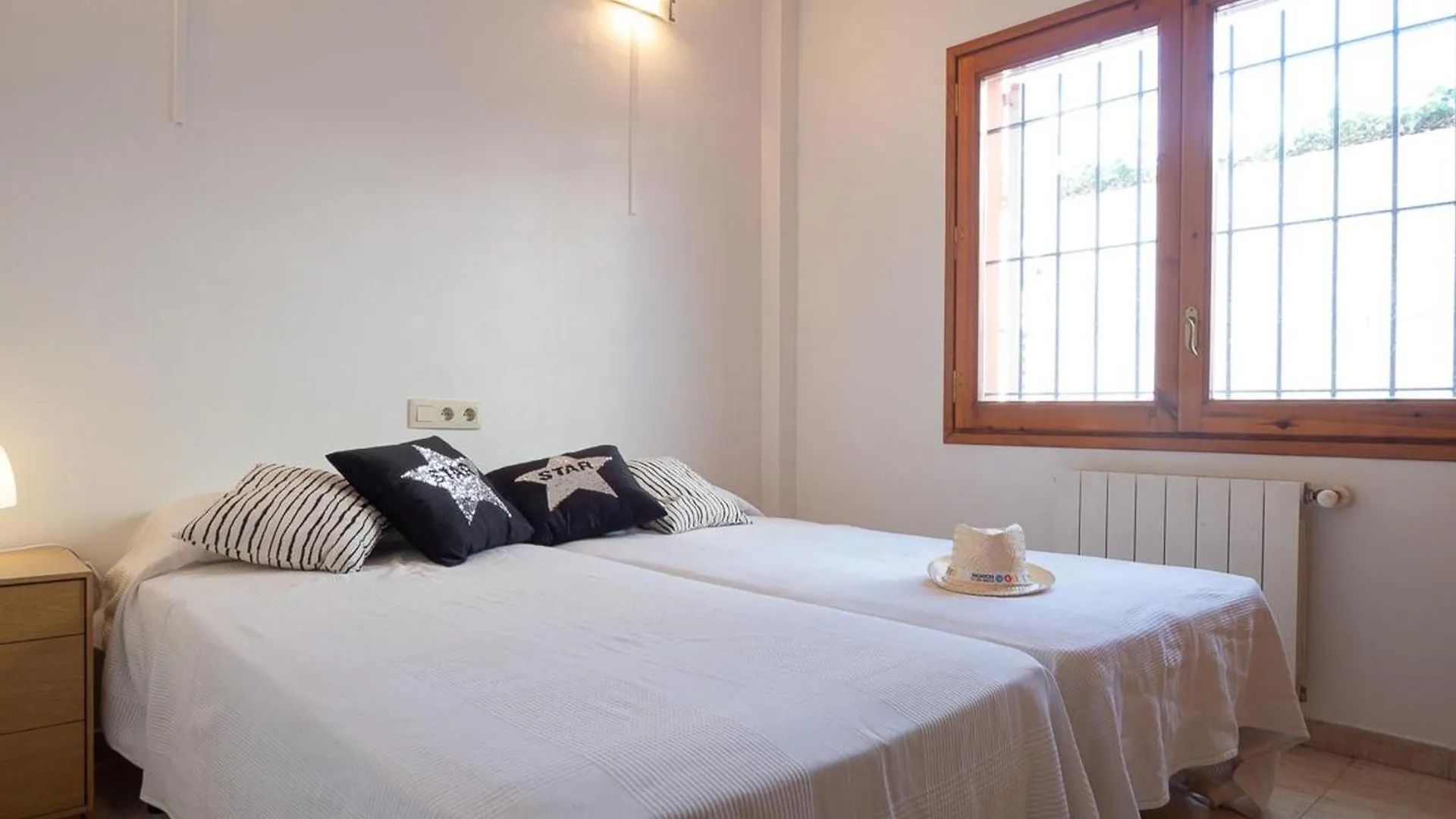 Holiday home Casa Familiar Con Piscina Privada, A/C, Wifi Y Cerca De Playa Y Comercios - Es-325-21 Torroella De Montgri