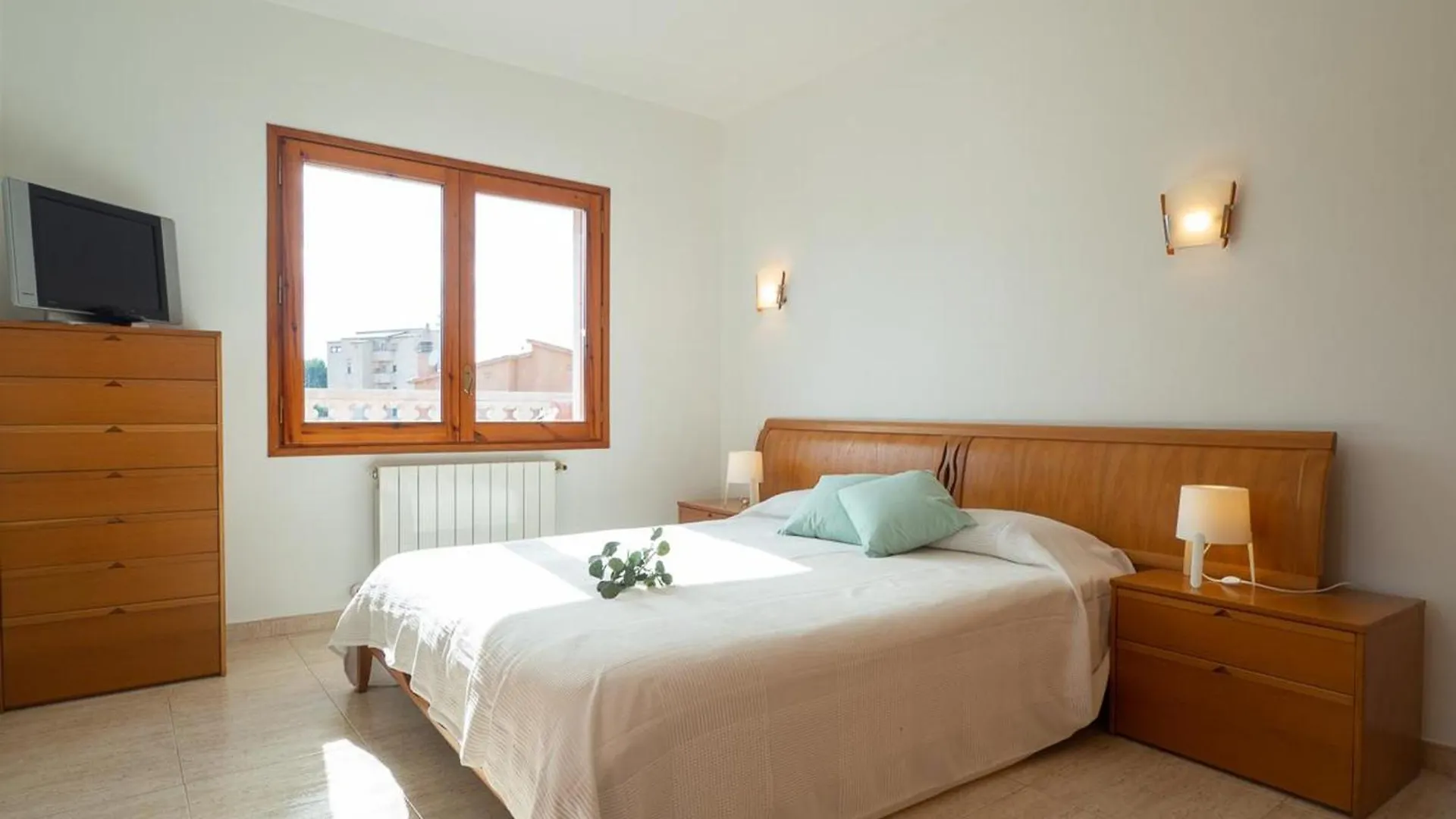 Casa Familiar Con Piscina Privada, A/C, Wifi Y Cerca De Playa Y Comercios - Es-325-21 Torroella De Montgri Spain